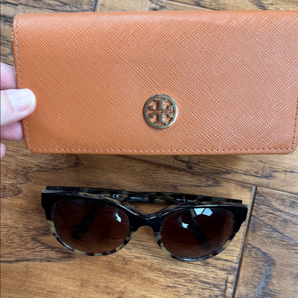 Tory Burch Tortoise Sunglasses and Orange Case